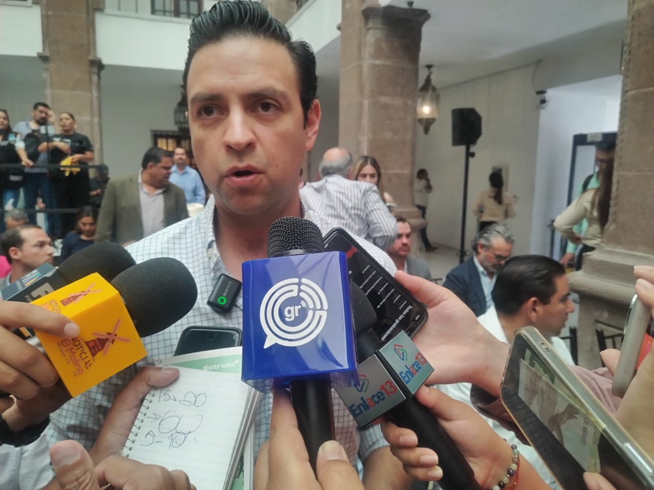 Apagones exhiben ineficiencia de CFE