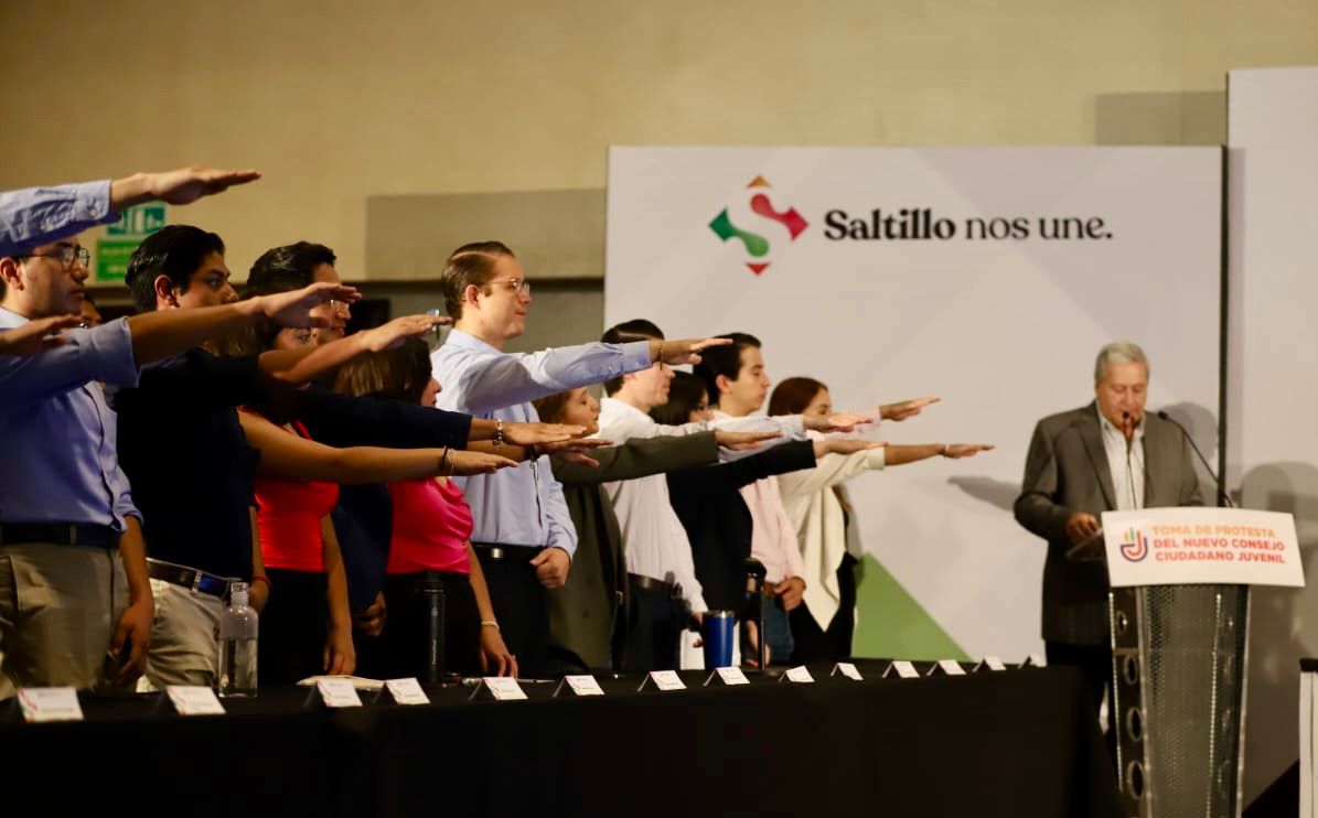 Instala Chema Fraustro Consejo Ciudadano Juvenil