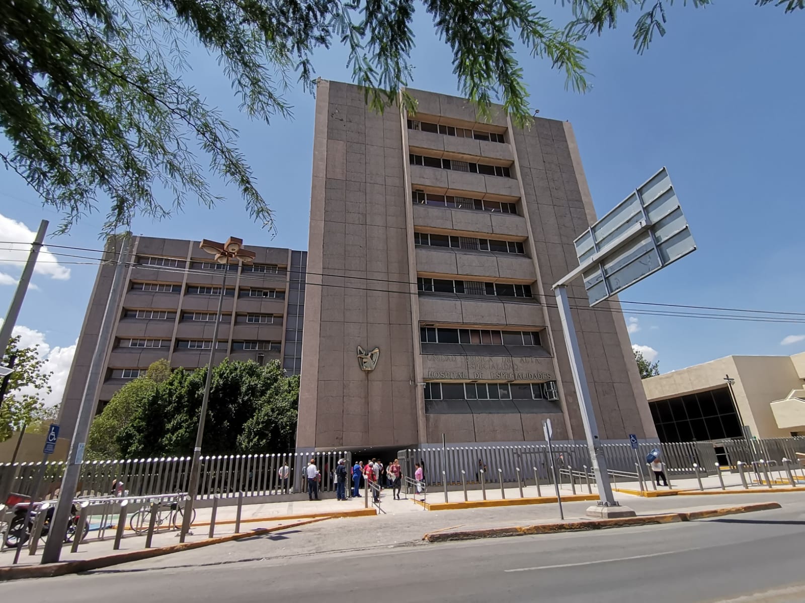 Debe IMSS mejorar abasto de medicinas