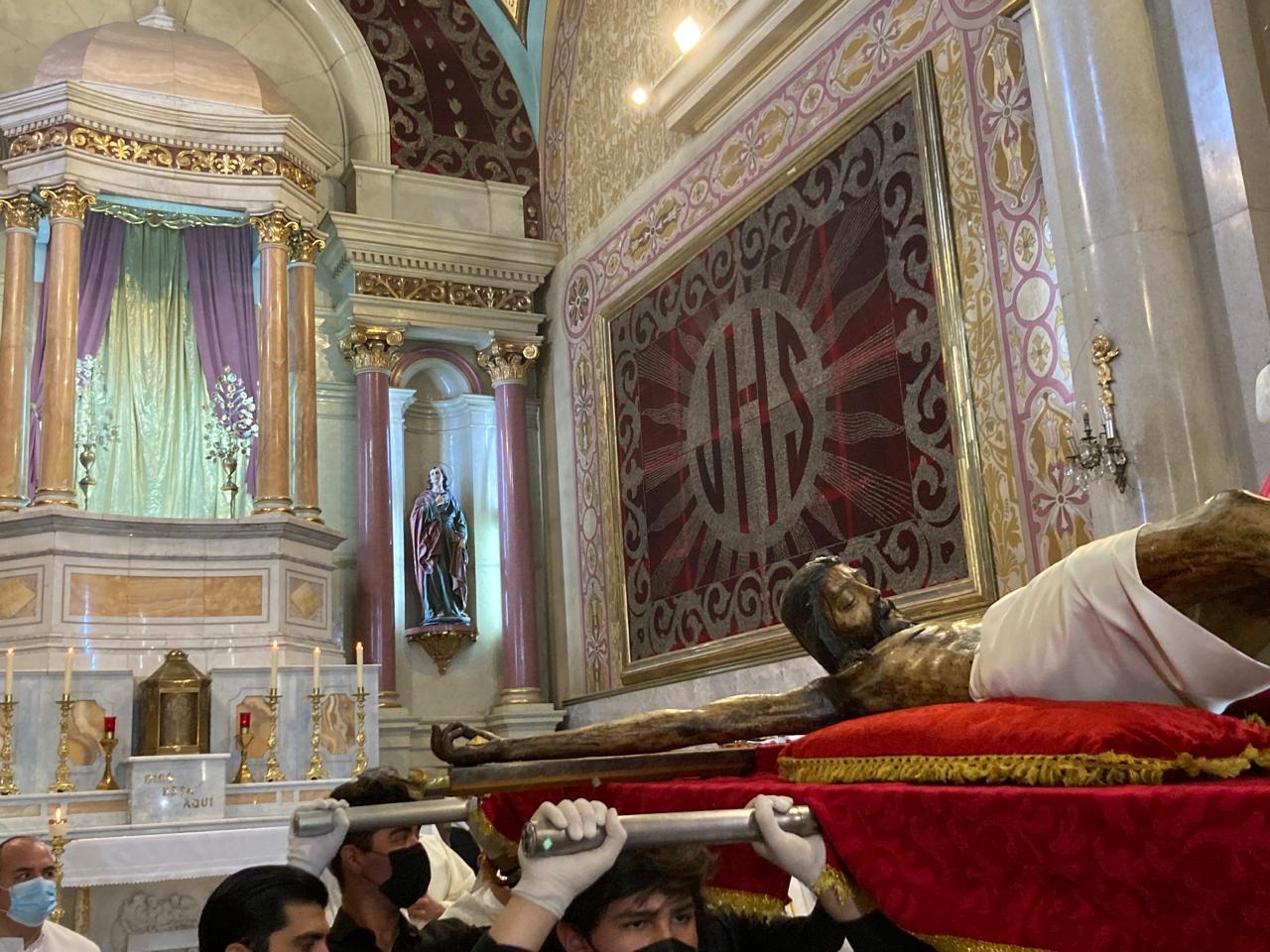 Calor habría dañado imagen del Santo Cristo