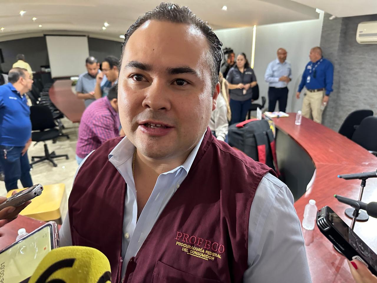 Defraudan a 100 con paquetes vacacionales