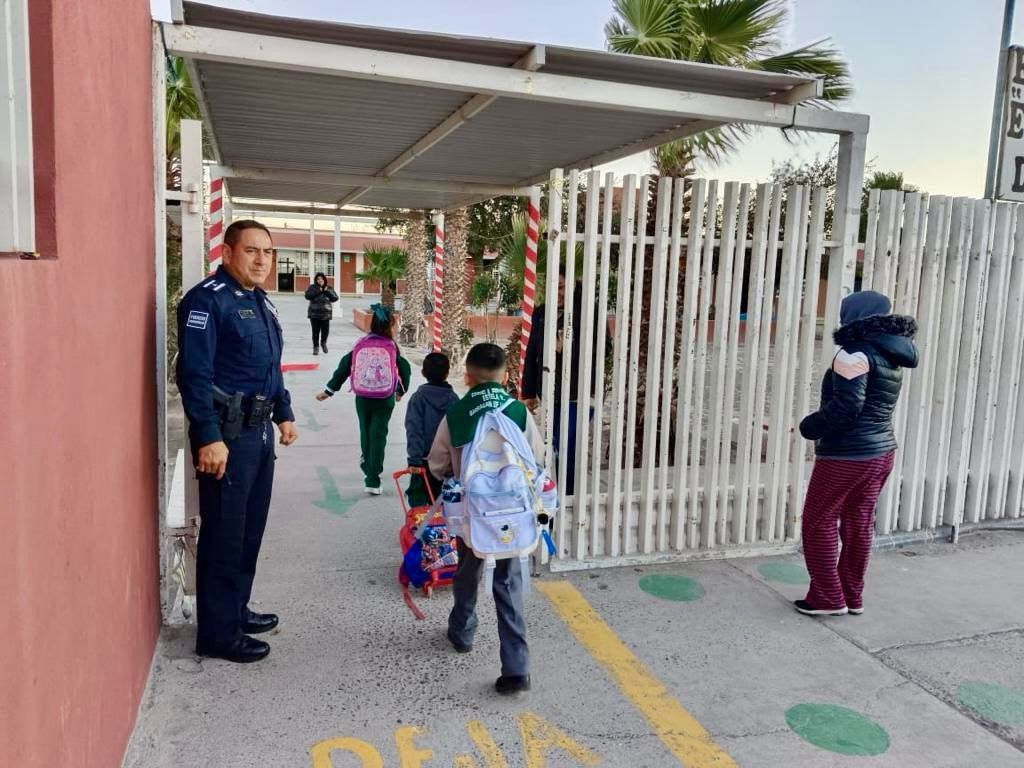 A clases hoy, más de un millón de alumnos