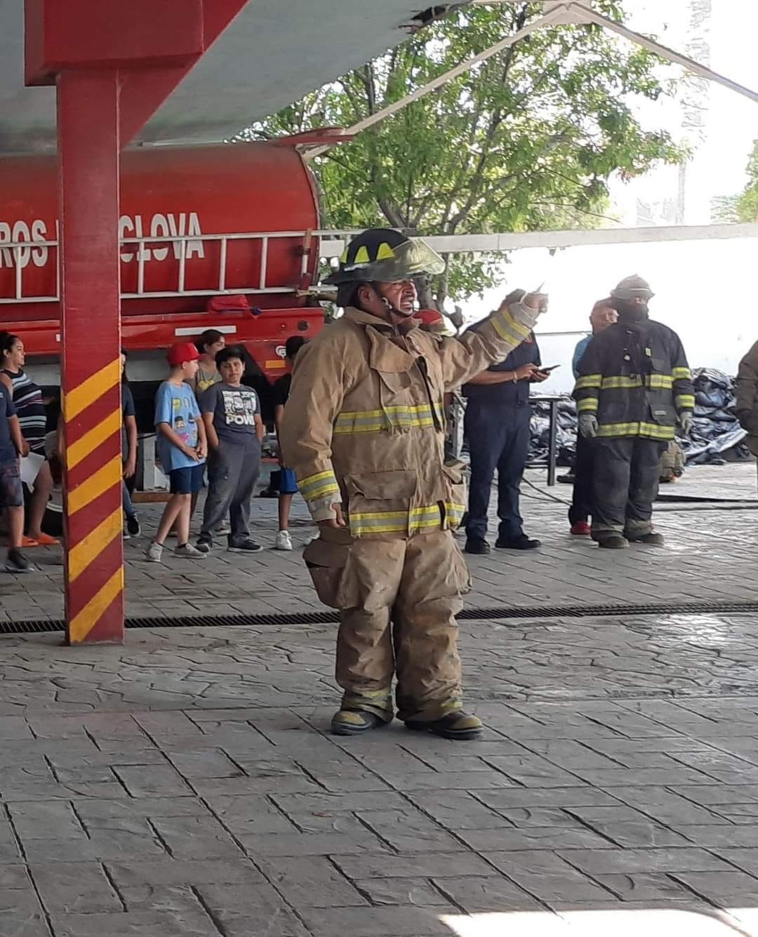 Muere capitán de Bomberos tras percance vial