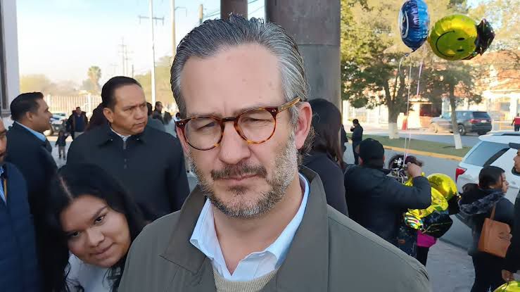 Investigan agresión a profe de primaria