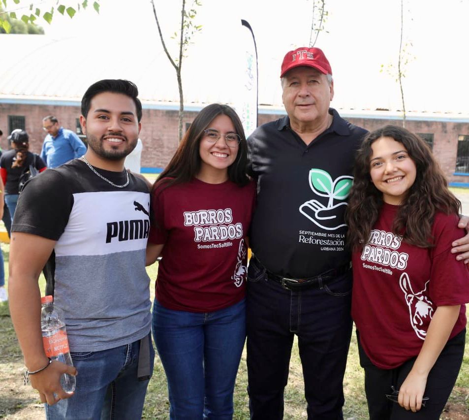 Inicia Chema Fraustro intensa campaña de reforestación