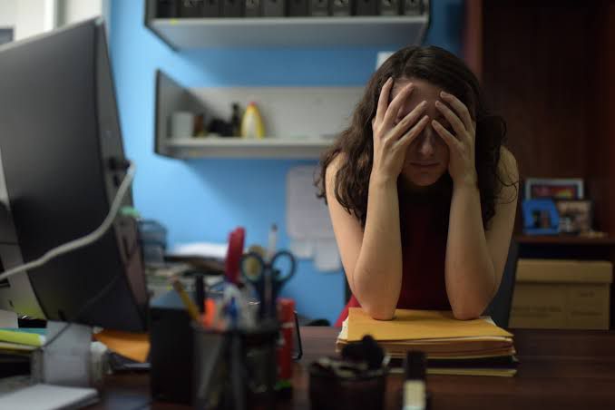 Asolan ansiedad y estrés a jóvenes