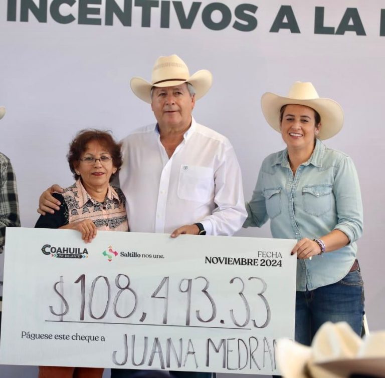 Entrega Chema Fraustro Incentivos a la Producción Agrícola