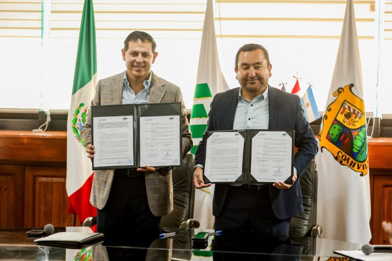 Firman convenio UAdeC y UTC para prácticas profesionales de estudiantes