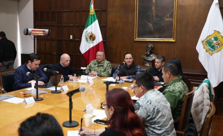 Atención a repatriados y blindaje de nuestro estado, temas en reunión de seguridad: Manolo