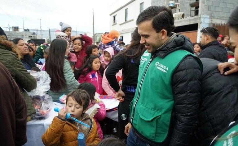 Mejora Coahuila, UAdeC y gobierno municipal llevan alegría al poniente de Saltillo