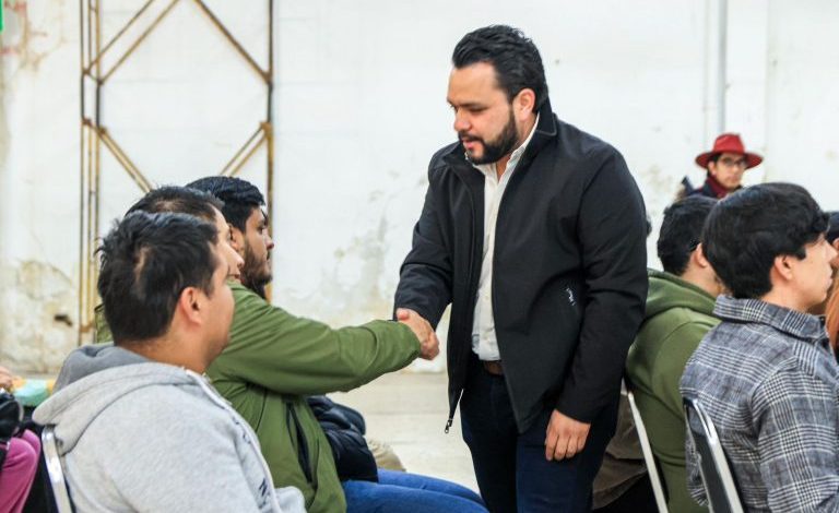 Se reúne Hurtado con beneficiarios de Jóvenes Construyendo el Futuro