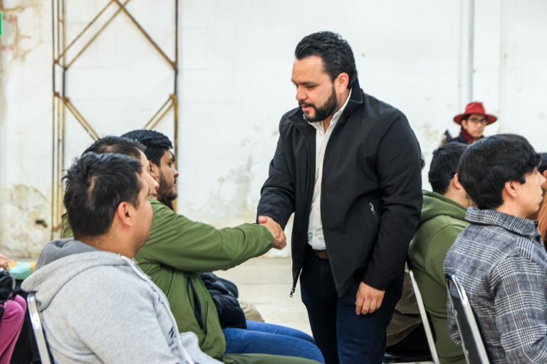 Se reúne Hurtado con beneficiarios de Jóvenes Construyendo el Futuro
