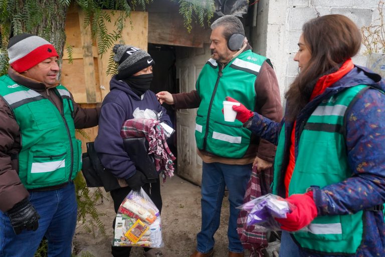 Apoya Ramos Arizpe a sectores vulnerables por frente frío 