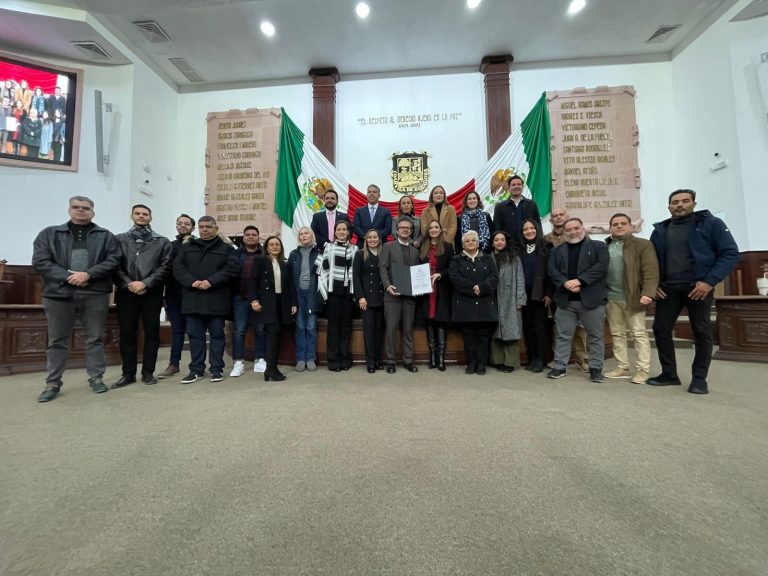 Reconocen trayectoria de la Orquesta Filarmónica del Desierto de Coahuila