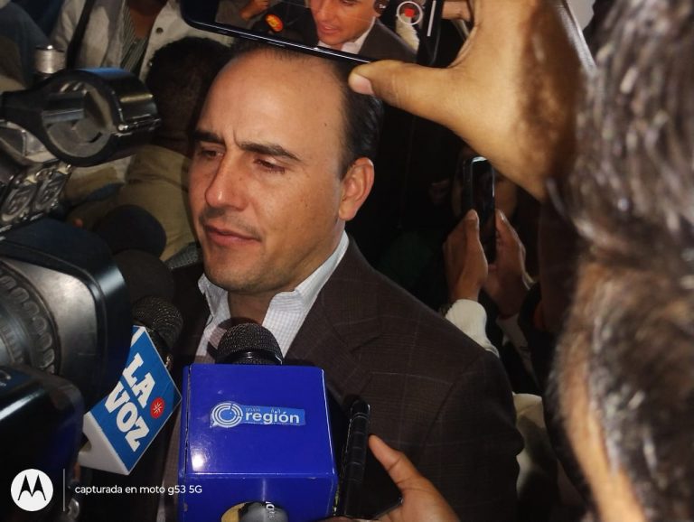 Gobernador anuncia estrategias conjuntas para impulsar a Múzquiz