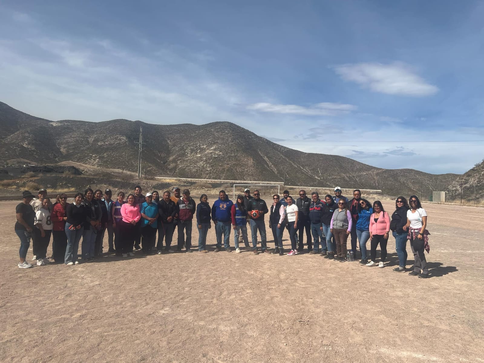 Entregan obras de rehabilitación en el Campo “Tuberías” de la Unidad Deportiva El Grasero