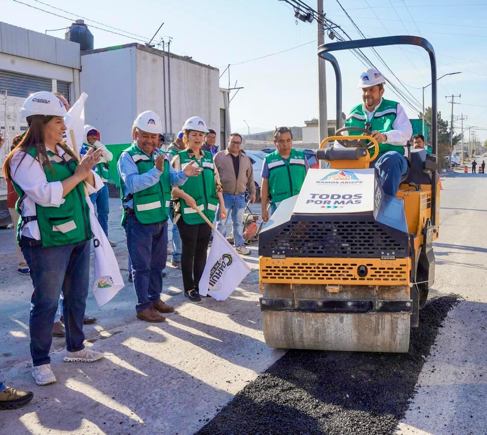 Arranca Tomás Gutiérrez programa de bacheo 2025