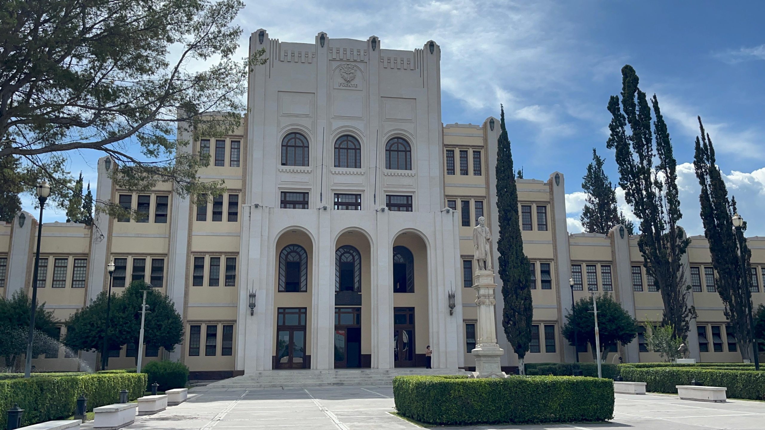 Analiza UAdeC sanciones por fiesta del Ateneo con alcohol