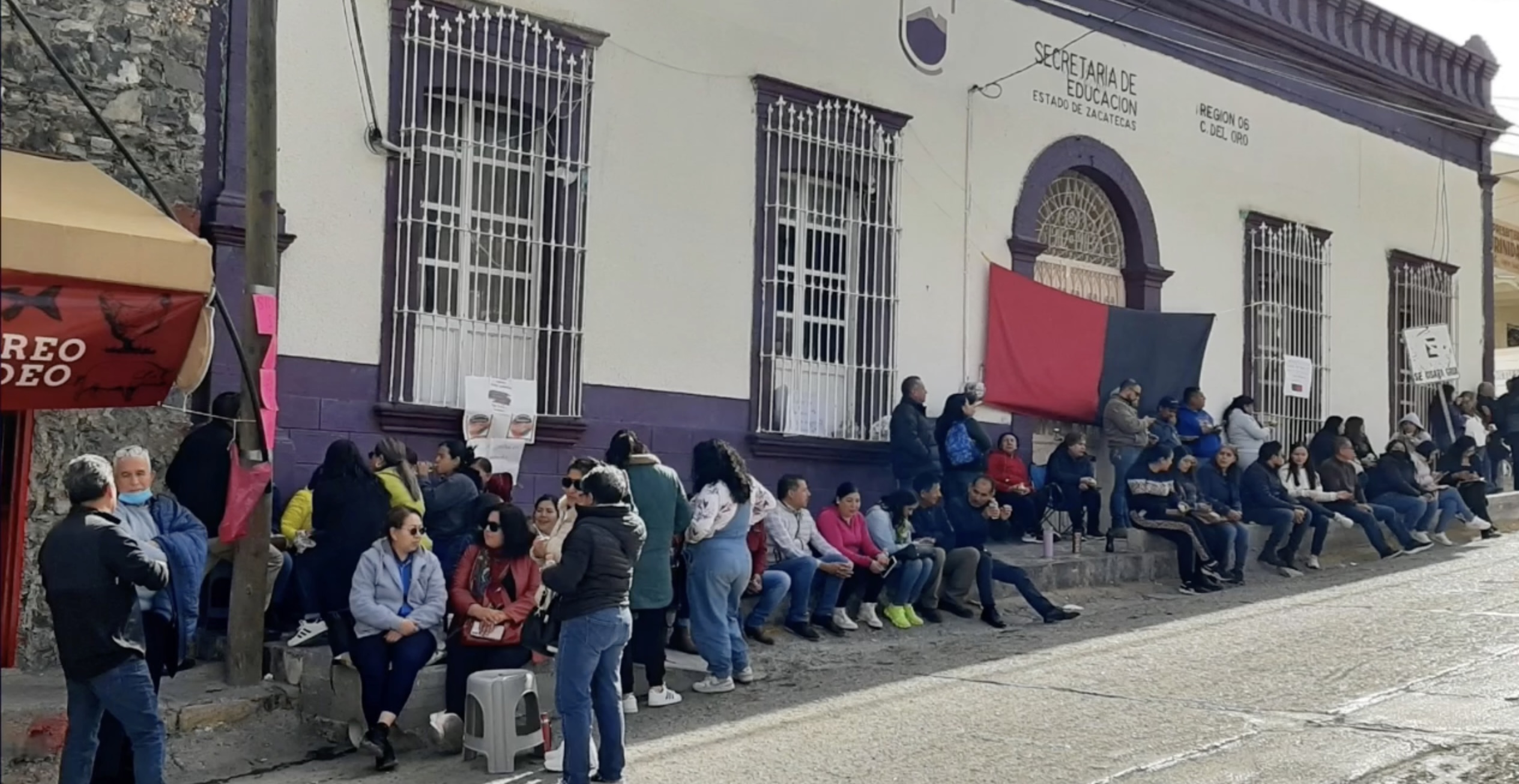 ¡Buenas noticias para los trabajadores de la educación!