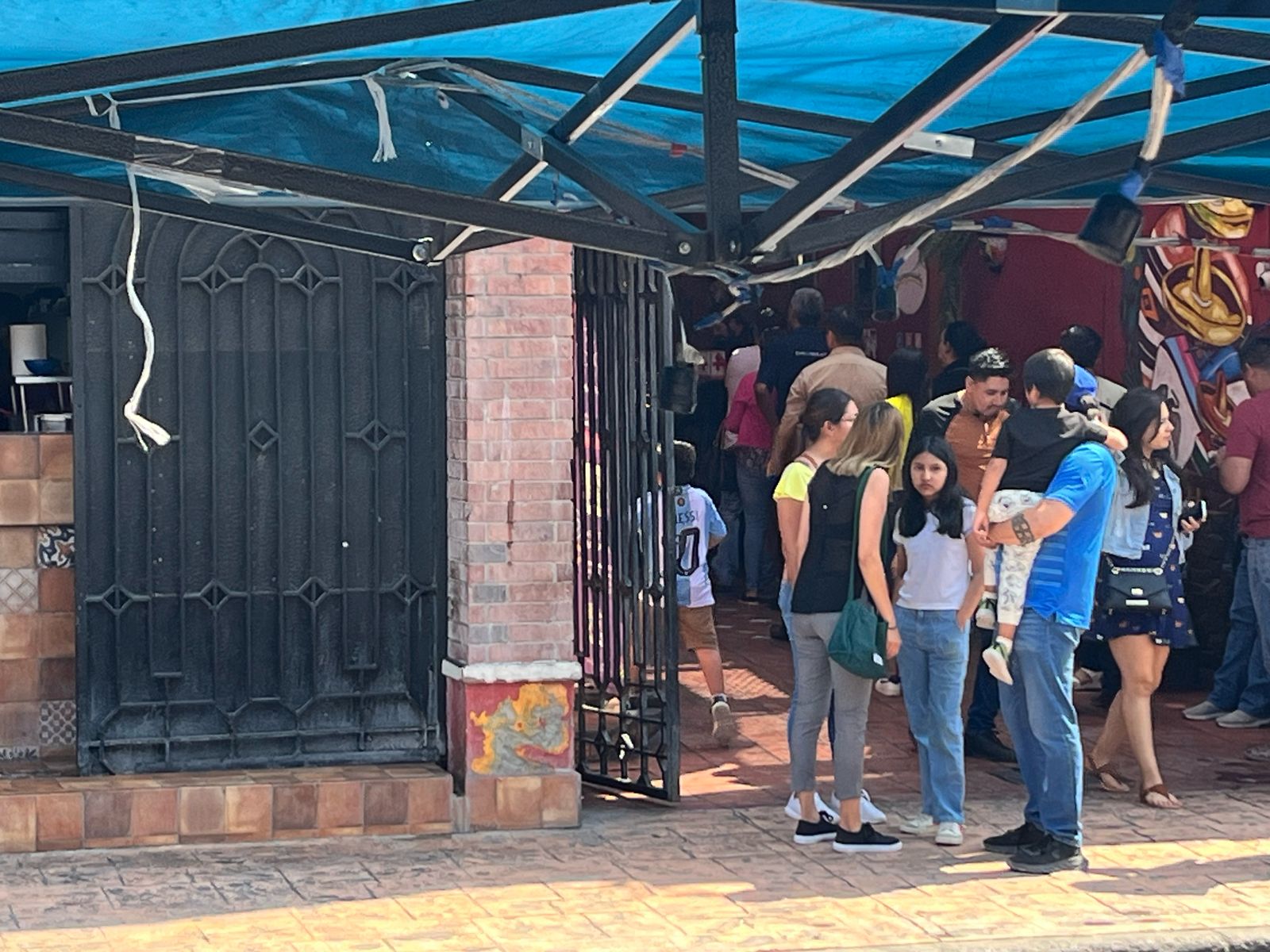 Saltillenses abarrotan restaurantes