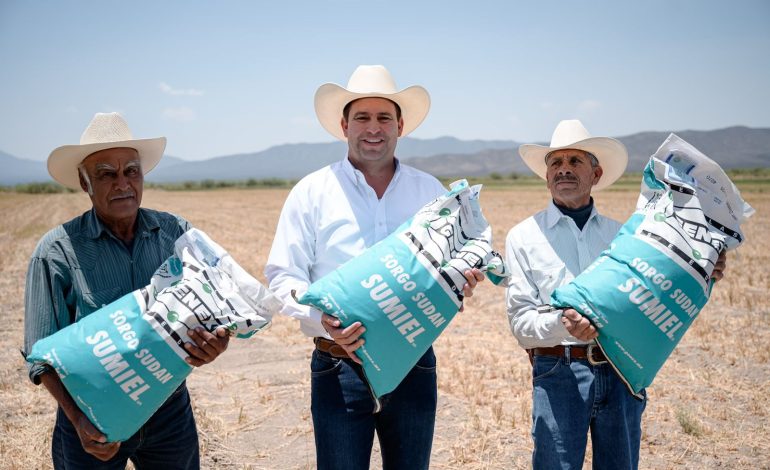 Pone en marcha Javier Díaz programas agrícolas 2025