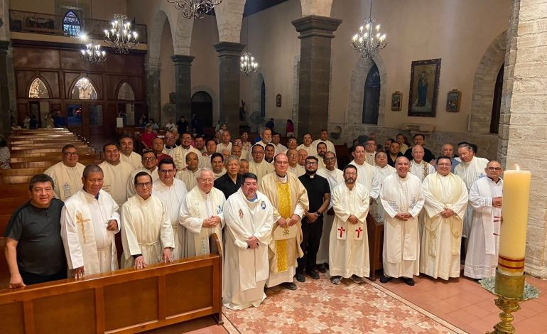 Pide Hilario un papa de oración y esperanza