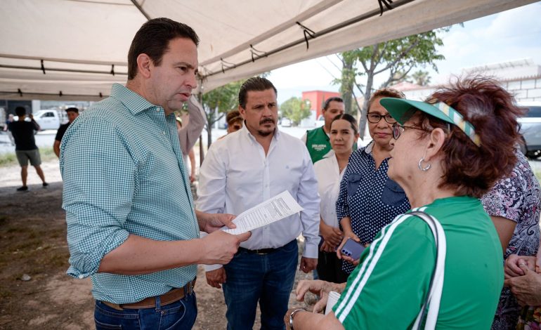 Supervisan cuadrillas de “Aquí Andamos” en colonia Magisterio