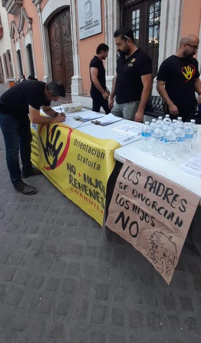 “Padres sin hijos en su día”