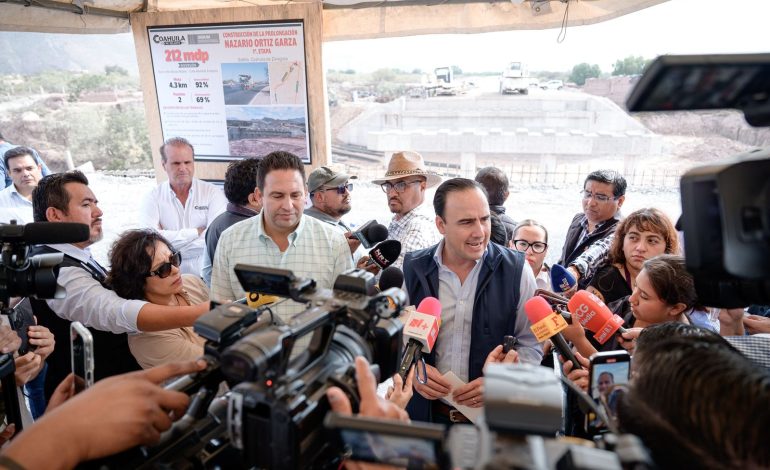 Invirtiendo 2 mil mdp avanzan grandes obras en Coahuila