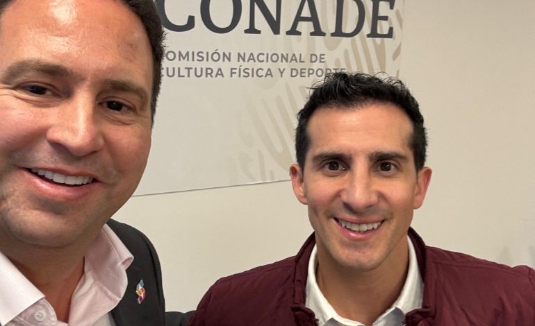 Se reúne Javier Díaz con Rommel Pacheco; vienen grandes noticias para Saltillo en el deporte