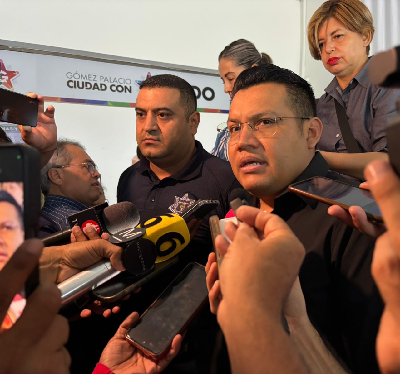 Gómez Palacio desmiente a Román