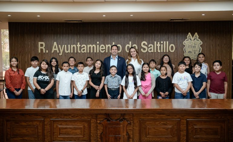 Destacan Javier Díaz y Luly López compromiso con la niñez y la juventud