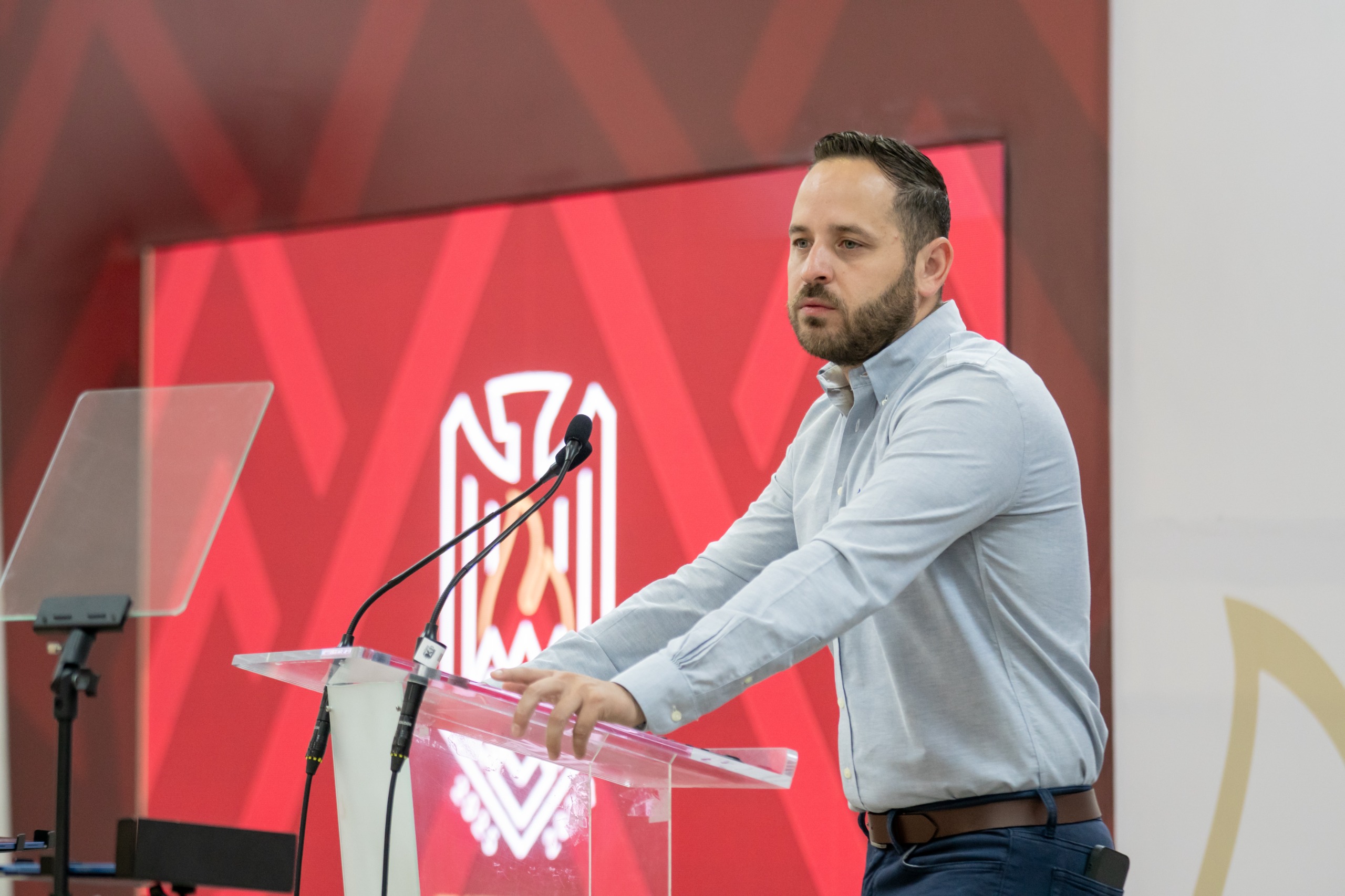 Por capricho, Jacobo deja sin agua a PN