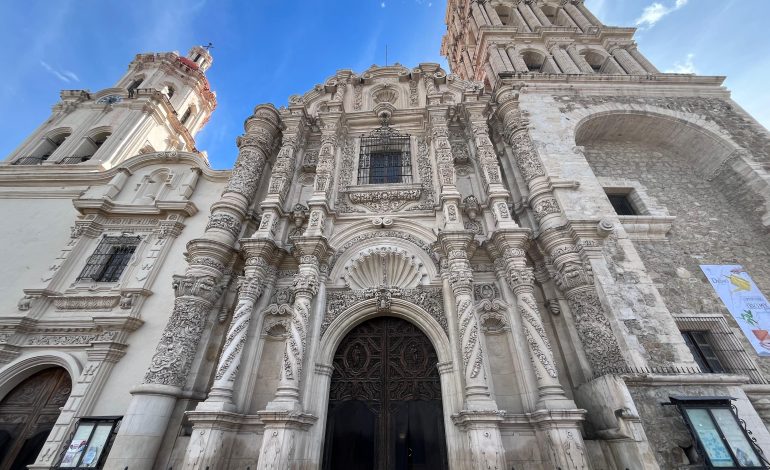 Solsticio de invierno guía la Catedral de Santiago