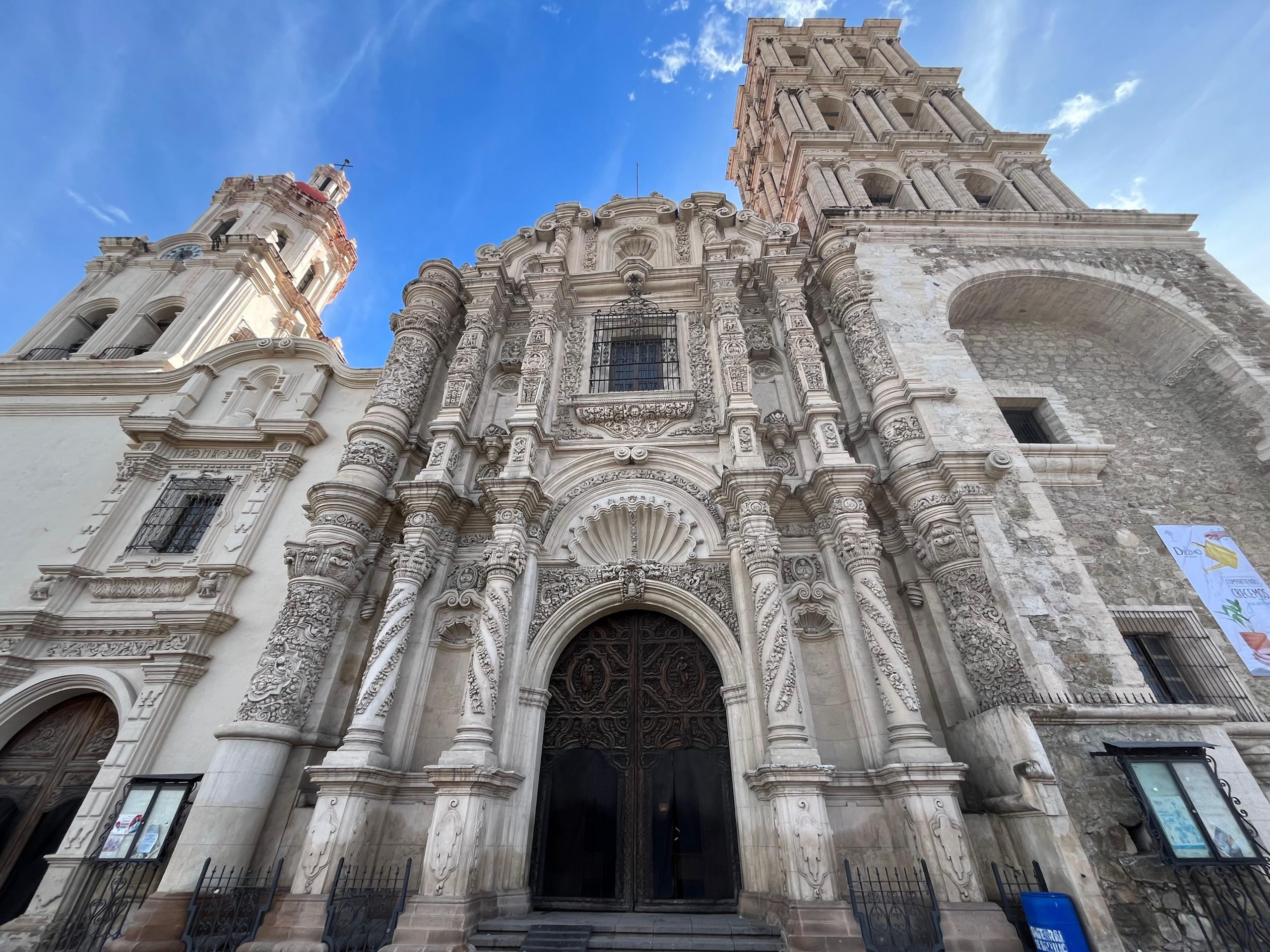 Solsticio de invierno guía la Catedral de Santiago