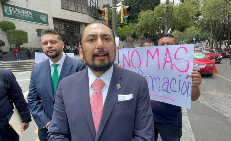 Destapó Cofepris maestrías ‘patito’