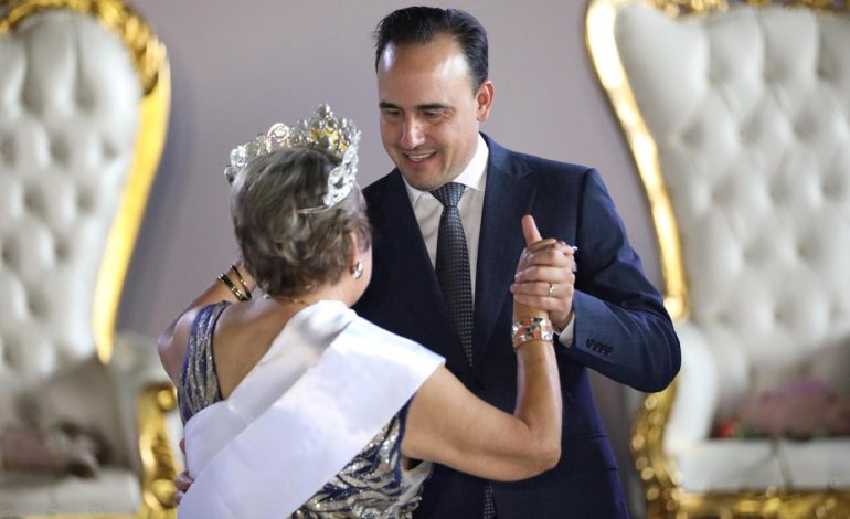 Todo nuestro agradecimiento a nuestros adultos mayores: Manolo