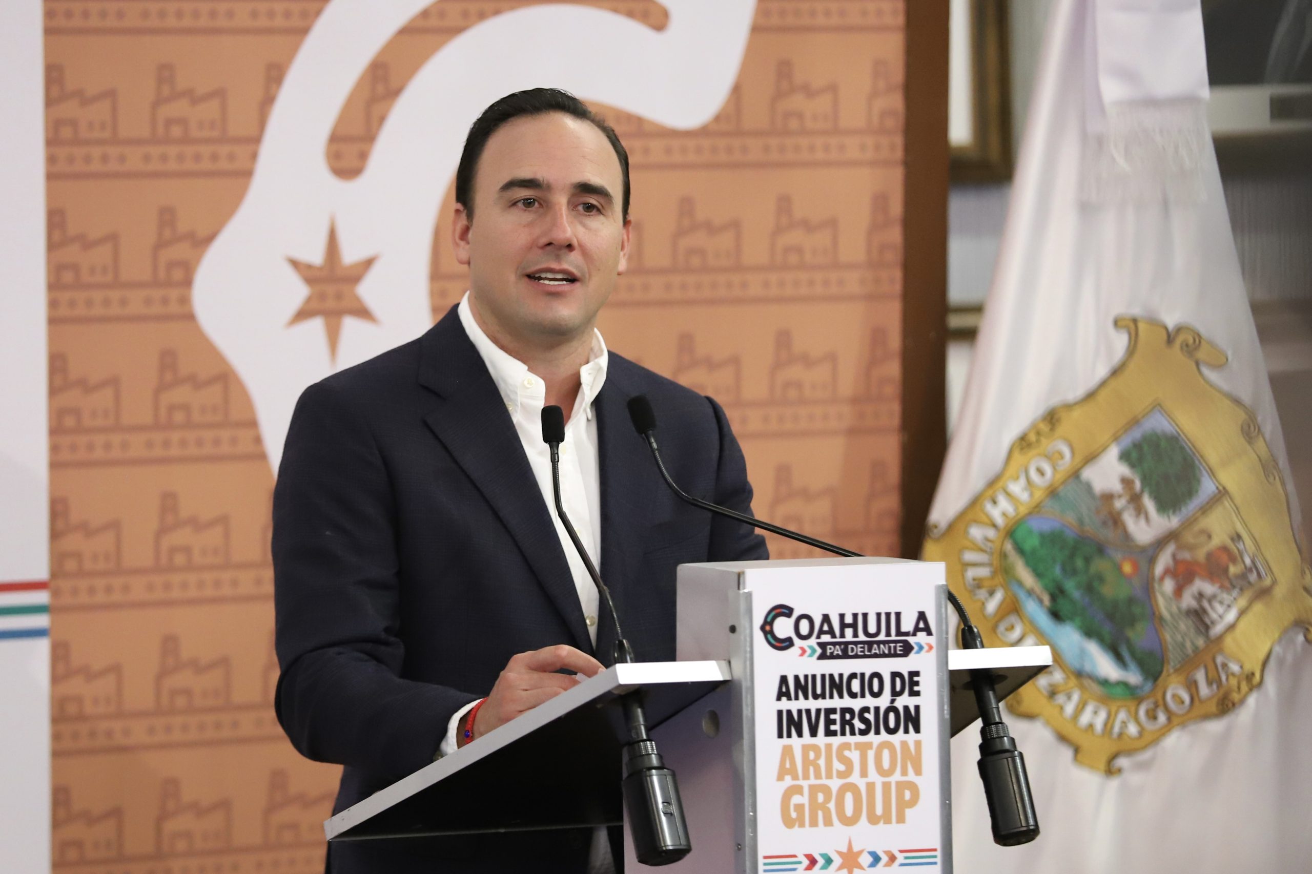 Anuncia gobernador enroques en su gabinete