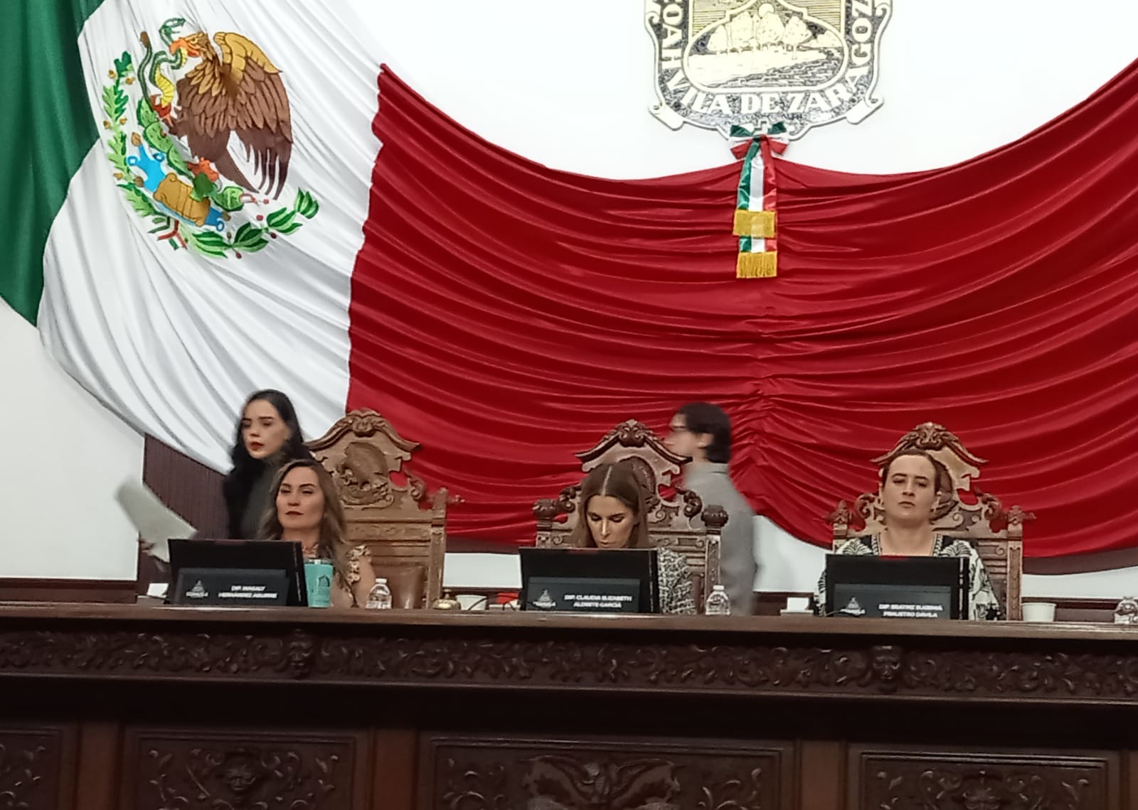Va Congreso contra universidades “patito”
