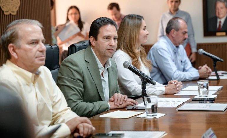 DIF Saltillo cumple con acercar sus servicios a la comunidad: Javier Díaz