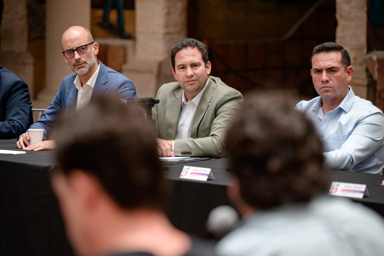 Comparten con empresarios y comerciantes avances del proyecto de revitalización del Distrito Centro