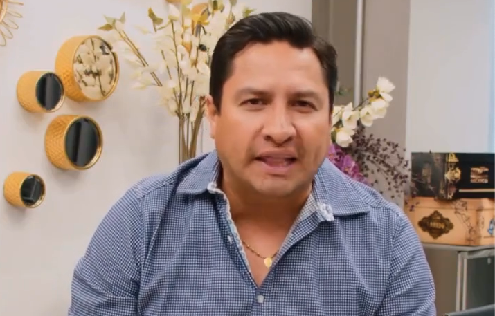 ¡Julión Álvarez llega a Saltillo!