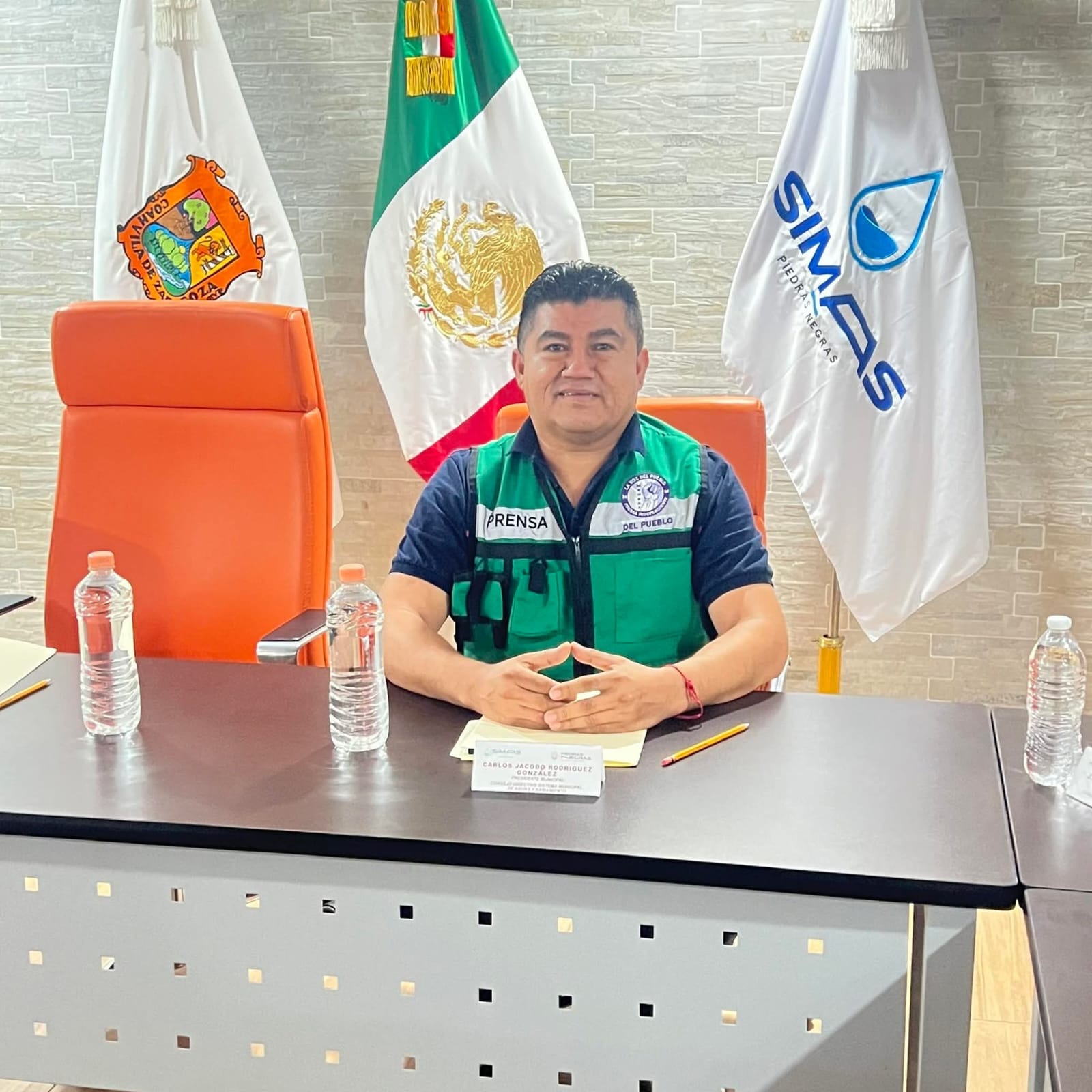 “Si se va Lorenzo, se va Jacobo”