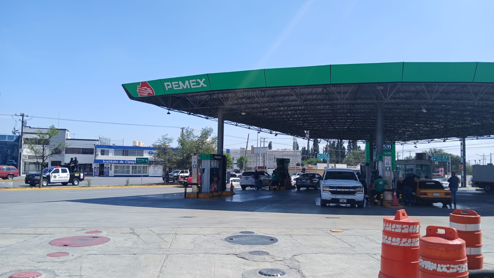 Compras de pánico generaron escasez de gasolina en Saltillo