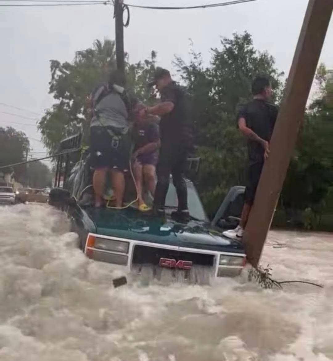 Tormenta inunda Piedras; Jacobo otra vez ausente