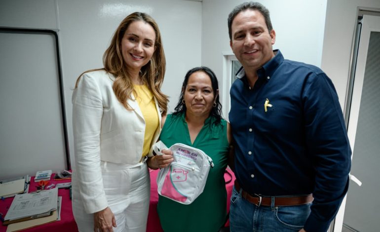Suma Javier Díaz 17 sectores beneficiados con el programa Colonias al 100