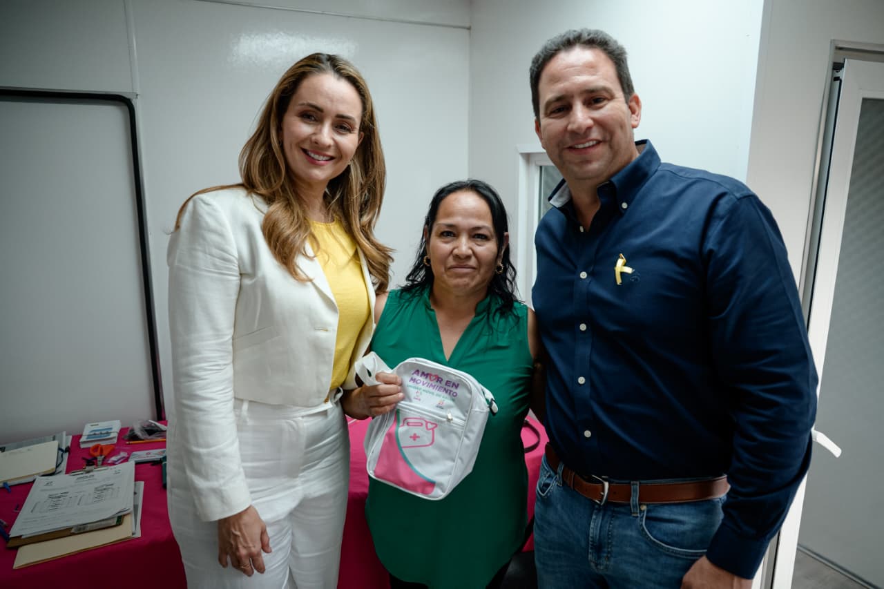 Suma Javier Díaz 17 sectores beneficiados con el programa Colonias al 100