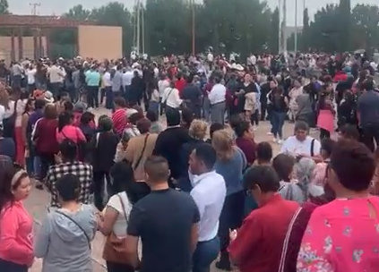 Saltillenses llegan al Parque Las Maravillas para escuchar a la presidenta Claudia Sheinbaum