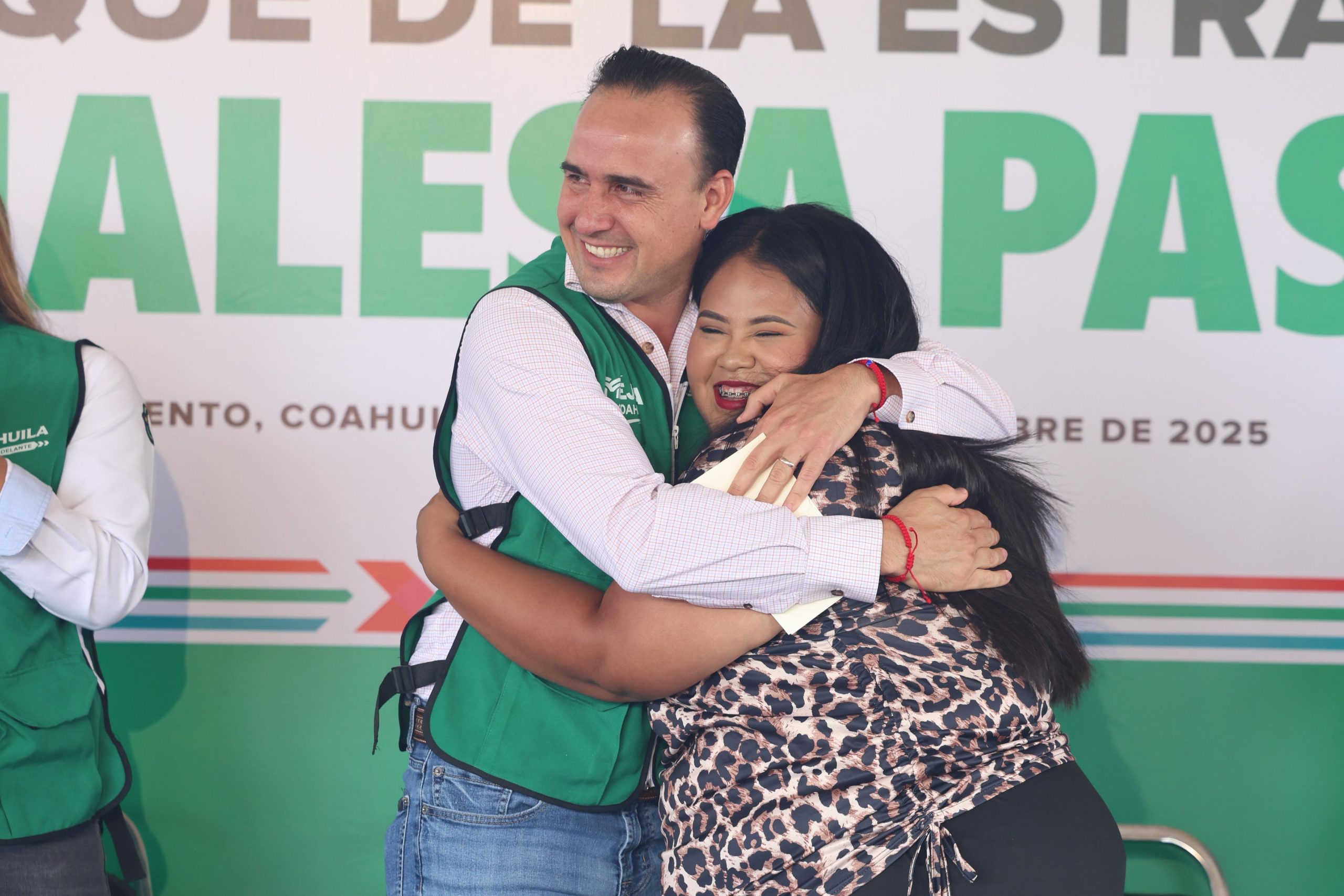 Sigue Manolo detonando obras en los 38 municipios de Coahuila