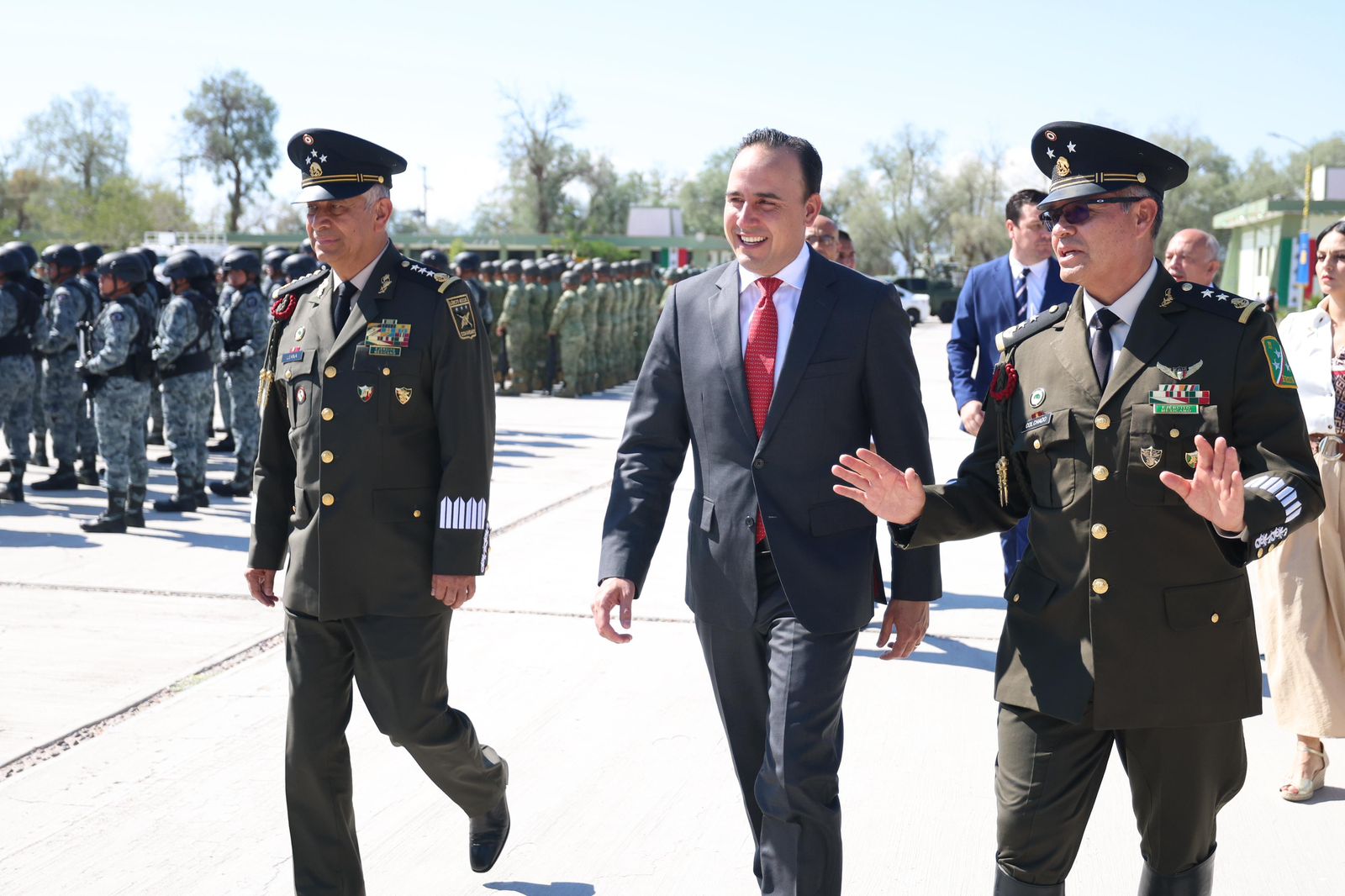 Seguiremos trabajando con mucha fuerza con el Ejército: Manolo